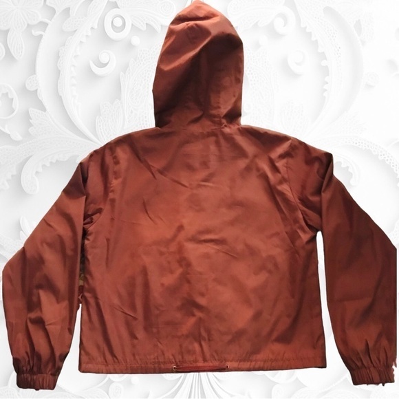 NWOT Elodie Long Sleeve Hooded Windbreaker With Front Pockets in Copper - Picture 6 of 6